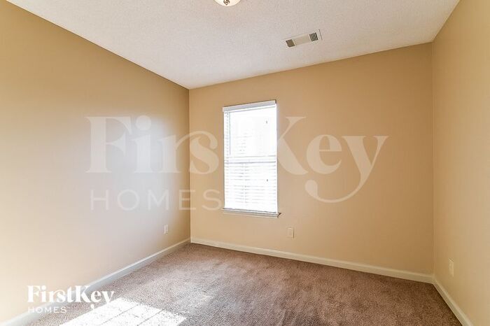 Building Photo - 7749 Roxshire Cove
