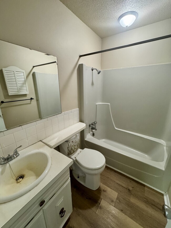 Building Photo - 4032 Liberty St