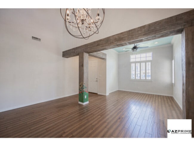 Building Photo - Magnificent 5/3 Gilbert Oasis with Pool, B...