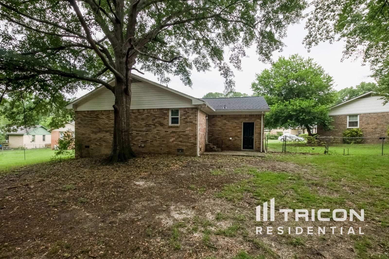 Building Photo - 504 Thyme Dr