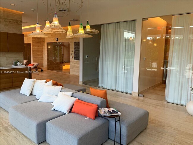 Building Photo - 16385 Biscayne Blvd