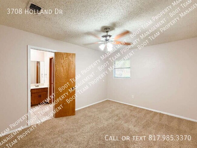 Building Photo - 3708 Holland Dr