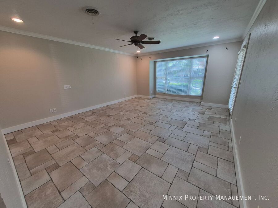 Building Photo - 3514 Danbury Dr