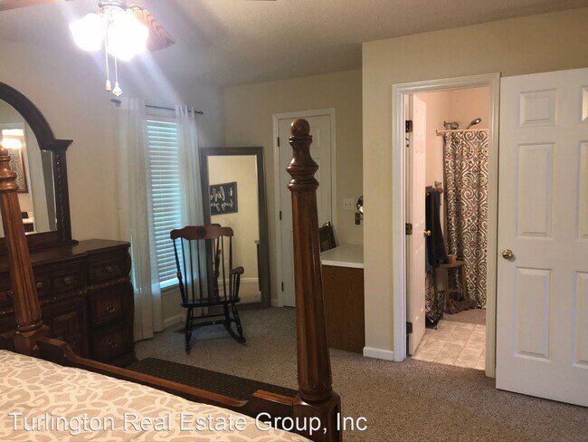 Building Photo - 3 br, 2 bath House - 165 Devin Drive