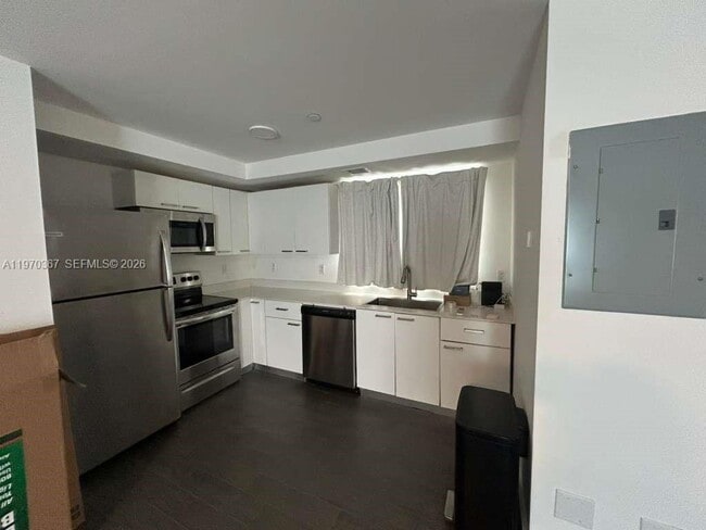 Building Photo - 1519 Pennsylvania Ave