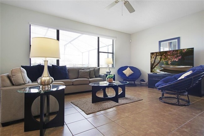 Building Photo - 2545 Rosemont Cir