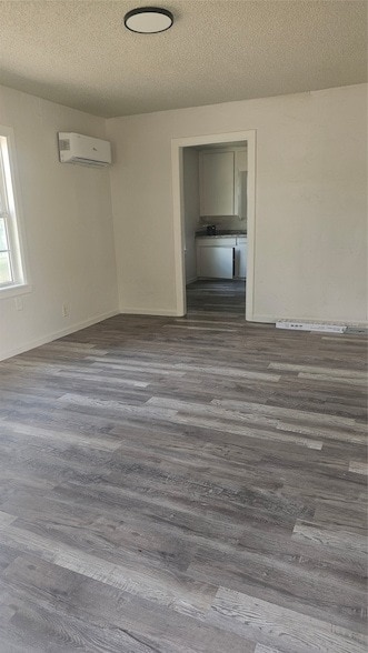 Building Photo - 7956 Hull Ave