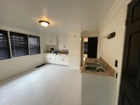 Building Photo - 5116 N 32nd St