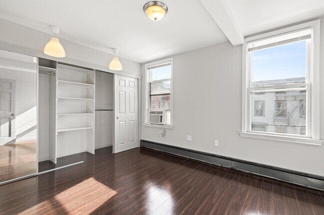 Building Photo - 46 Wayne St