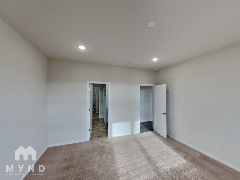 Building Photo - 5049 Markfield Ln