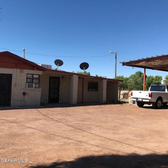 Building Photo - 10540 Socorro Rd