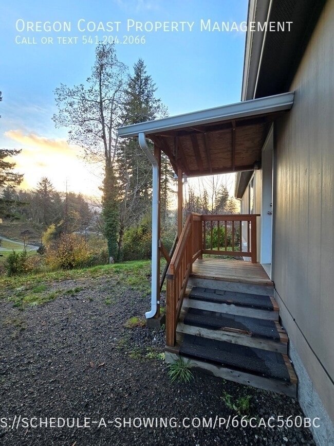 Building Photo - 15 N Hillside Dr