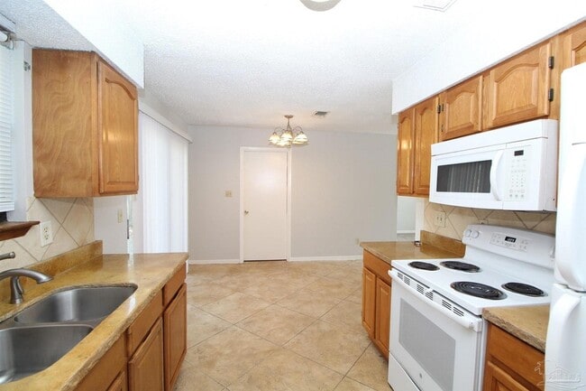 Building Photo - 8224 Tempest Dr