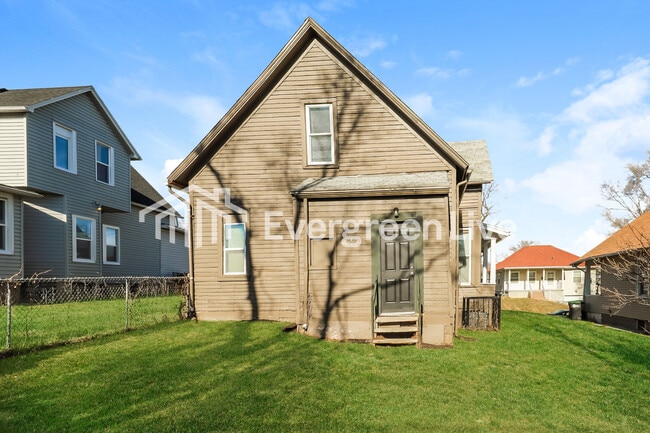 Building Photo - 4215 Grant St