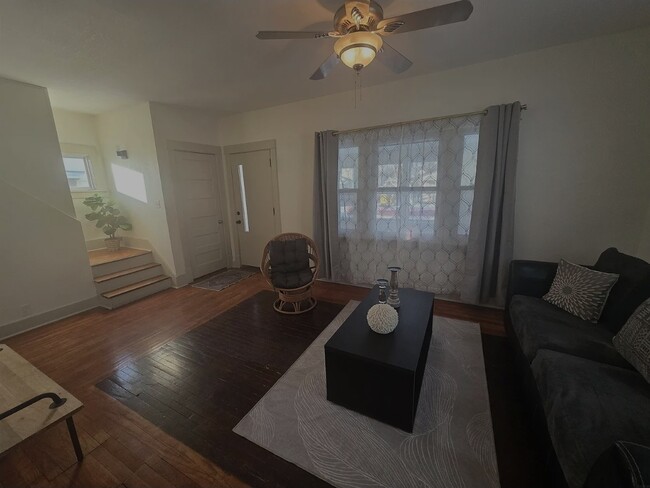 Building Photo - 1134 Bertch Ave