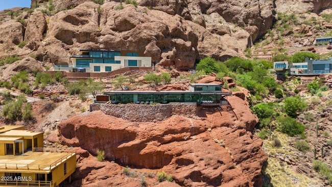 Building Photo - 4925 E Red Rock Dr