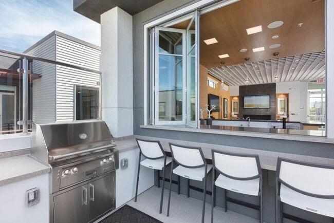 Building Photo - 3645 Haven Ave