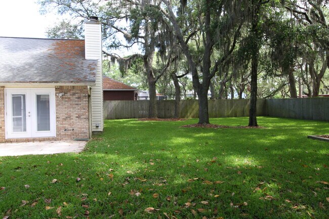 Building Photo - 6 Kimbrough Rd