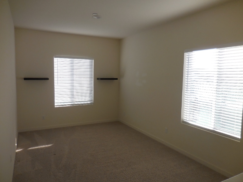 Building Photo - 1095 Purdue Ct