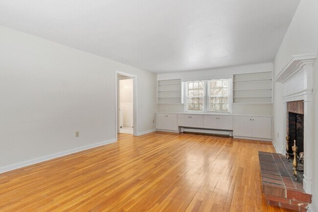 Building Photo - 20 Lovell St