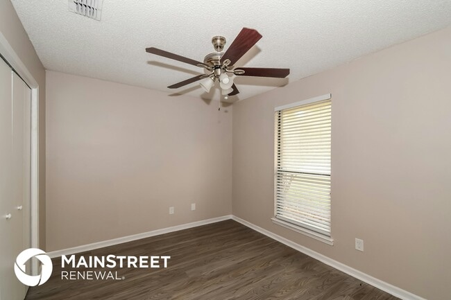 Building Photo - 13093 Silver Oak Dr