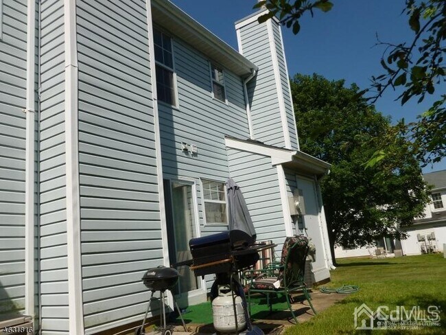 Building Photo - 408 Hawkshead Way