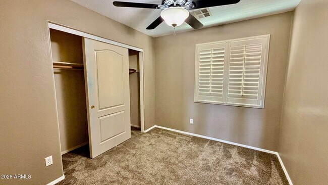 Building Photo - 21054 N Sansom Dr