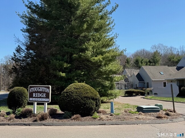 Building Photo - 14 Daniel Dr