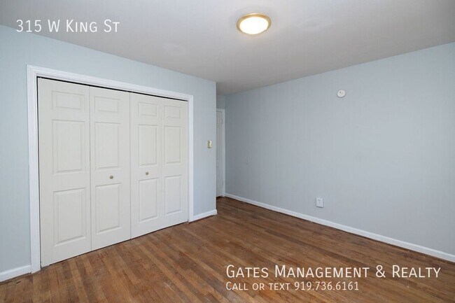 Building Photo - 315 W King St