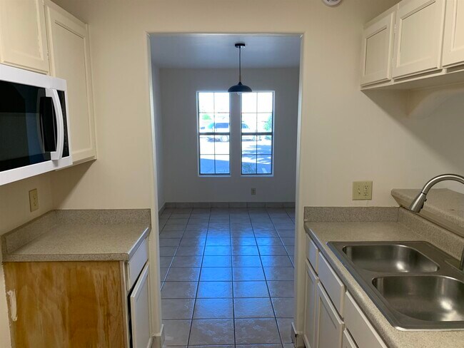 Building Photo - 1752 Tiara Trail