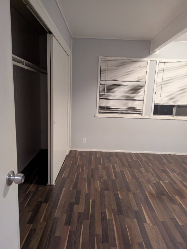 Building Photo - 709 Adeline Pl