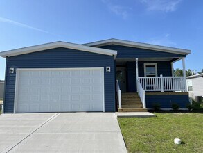 Building Photo - 5049 W Sawgrass Dr
