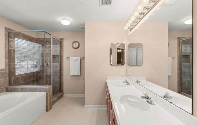 Building Photo - 20306 Elmwood Brook Ct