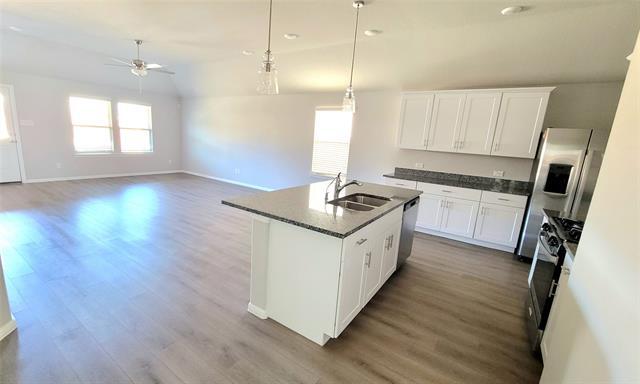 Building Photo - 418 Wydown Dr