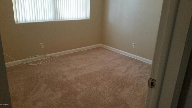 Building Photo - 522 Pine St