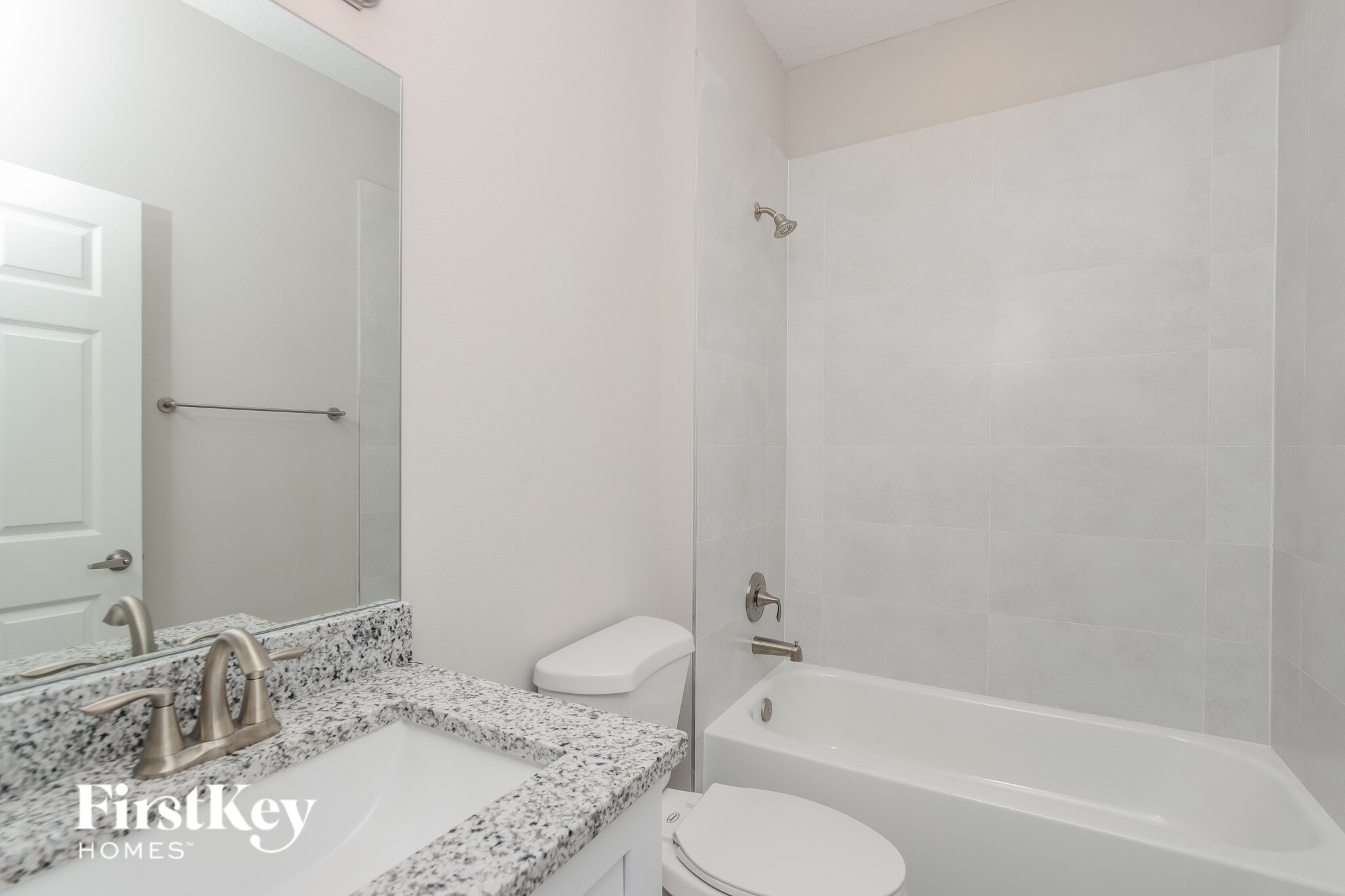 Building Photo - 542 Reading St SE