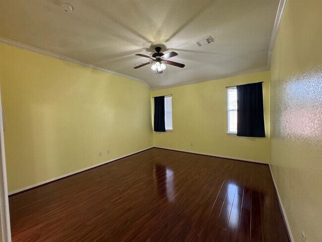 Building Photo - 24423 Hampton Lakes Dr