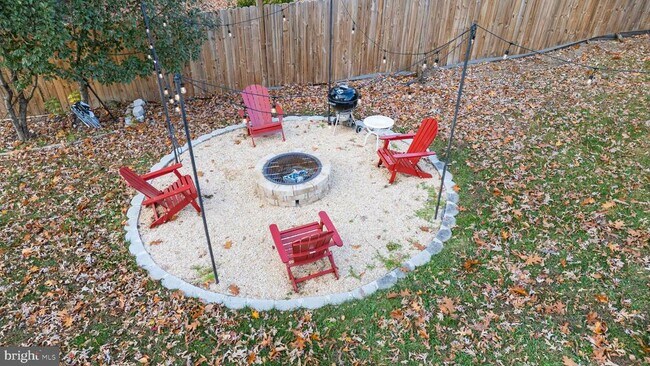 Building Photo - 6910 Ontario St