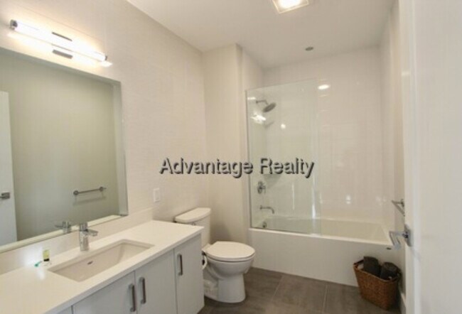 Building Photo - 434 McGrath Hwy