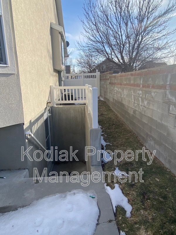 Building Photo - 5302 W Ted Wy