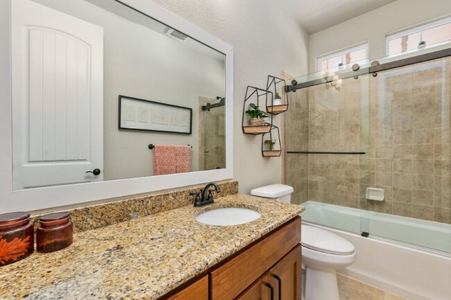 Building Photo - 1061 Mount Columbia Dr