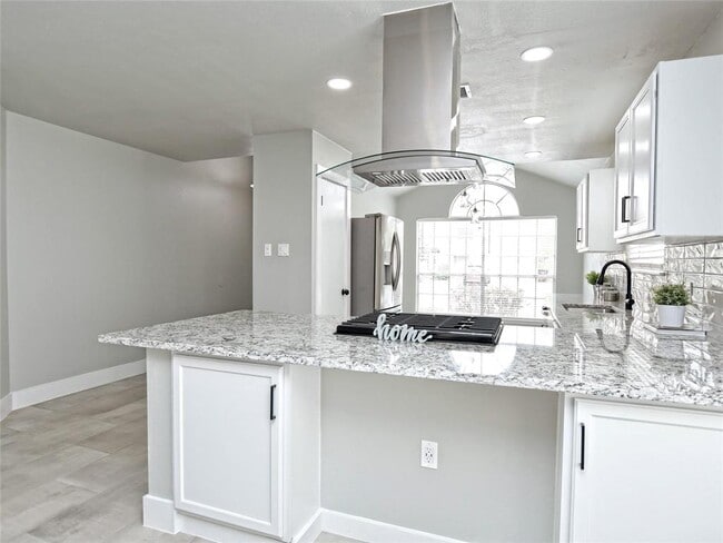 Building Photo - 1303 Green Terrace Dr