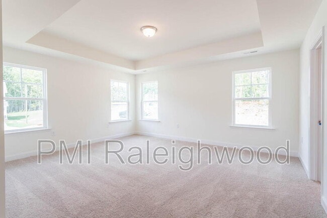 Building Photo - 2001 Seford Dr