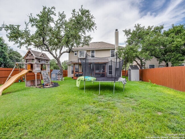 Building Photo - 19606 Flair Oak