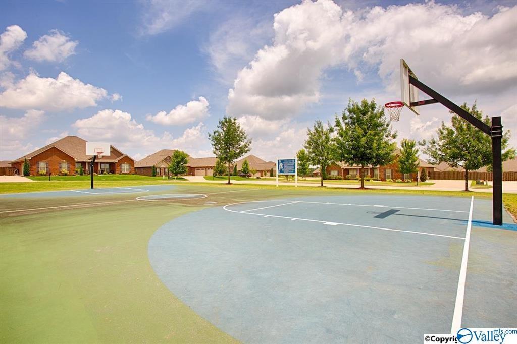 Building Photo - 324 Falling Water Ln SW