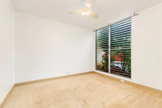 Building Photo - 1323 Makiki St