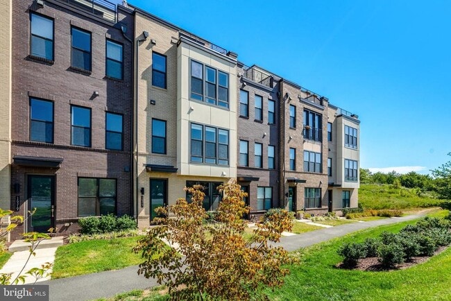 Building Photo - 14317 Beckett Glen Cir