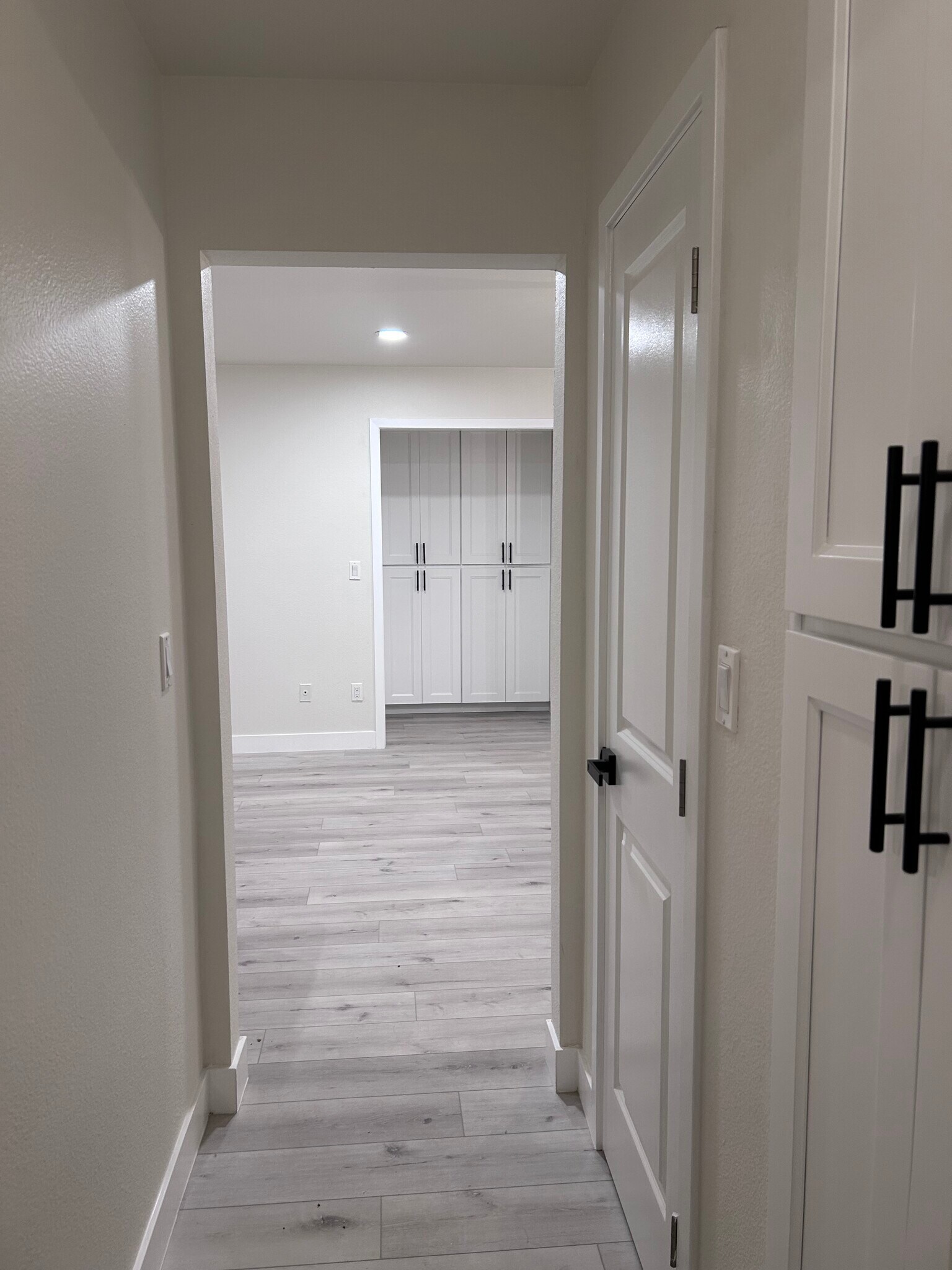 Building Photo - 3219 Colorado Ave