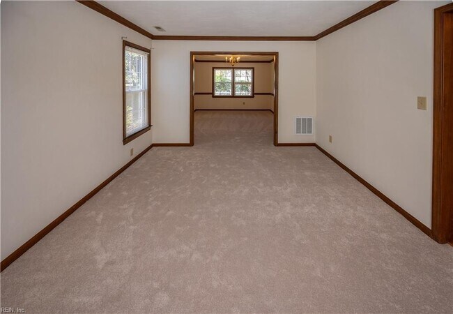 Building Photo - 1045 Backwoods Rd