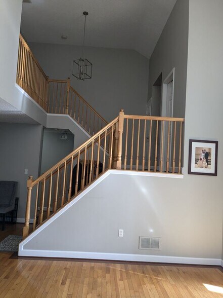 Building Photo - 95 Racquet Rd
